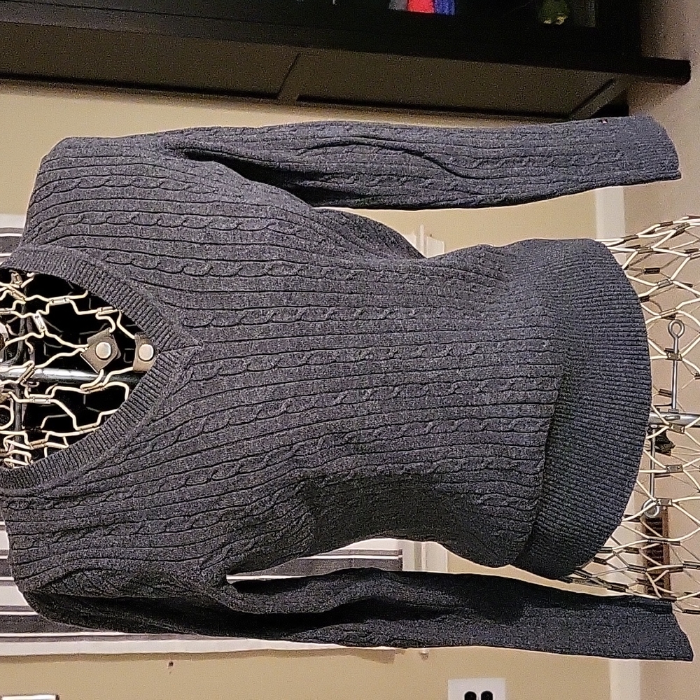 Tommy Hilfiger cable-knit sweater. Charcoal gray. Size M - Picture 2 of 11